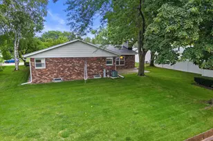 W164N10543 Timberline Ct, Germantown, WI 53022 - Photo 34