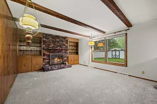 W164N10543 Timberline Ct, Germantown, WI 53022 - Photo 14