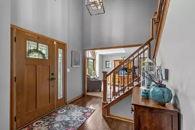 W144N4871  Stone Dr, Menomonee Falls, WI 53051 - Photo 8