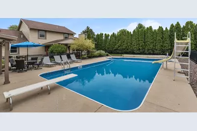 W144N4871  Stone Dr, Menomonee Falls, WI 53051 - Photo 56