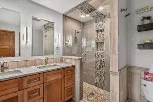 W144N4871 Stone Dr, Menomonee Falls, WI 53051 - Photo 32
