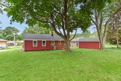 3675 S Taylor Ct, Milwaukee, WI 53207 - Photo 40