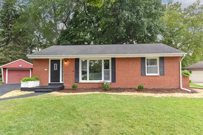 3675 S Taylor Ct, Milwaukee, WI 53207 - Photo 4