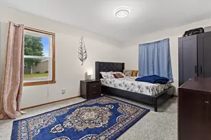 4102 W Minnesota Ct, Franklin, WI 53132 - Photo 20