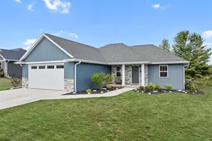 364 Lake Breeze Wy, Two Rivers, WI 54241 - Photo 2