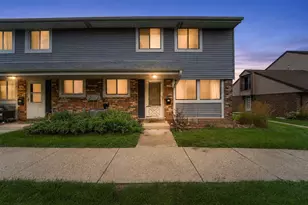 6334 S 20th St, Milwaukee, WI 53221 - Photo 2