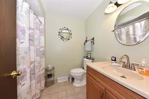 W193S7137 Hillview Dr, Muskego, WI 53150 - Photo 16