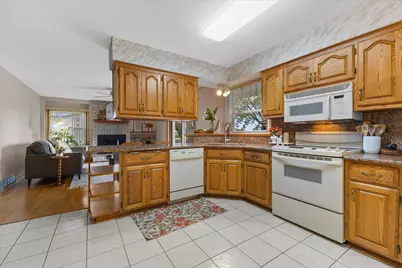 20511  93rd St, Bristol, WI 53104 - Photo 8