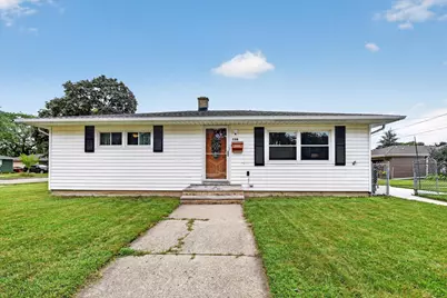 2318  32nd St, Kenosha, WI 53140 - Photo 1