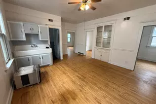 2326 W Burnham St, Milwaukee, WI 53204 - Photo 10