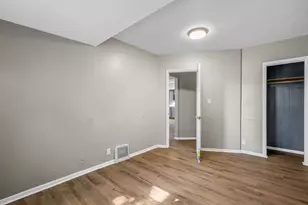 5061 N 32nd St, Milwaukee, WI 53209 - Photo 8