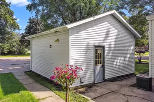 426 N Church St, Elkhorn, WI 53121 - Photo 34