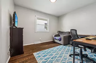 9807 W Morgan Ave, Milwaukee, WI 53228 - Photo 22