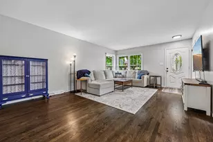 9807 W Morgan Ave, Milwaukee, WI 53228 - Photo 14