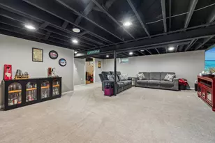 9807 W Morgan Ave, Milwaukee, WI 53228 - Photo 24