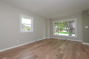 3708 9th Ave, South Milwaukee, WI 53172 - Photo 8