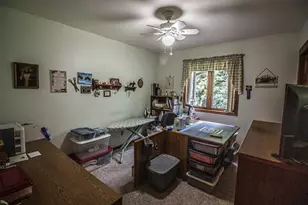 N81W13172 Country Terrace Ln, Menomonee Falls, WI 53051 - Photo 36