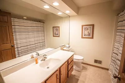 N81W13172  Country Terrace Ln #A, Menomonee Falls, WI 53051 - Photo 24
