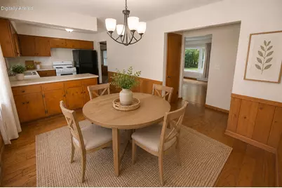 11800  Timberline Ln, Hales Corners, WI 53130 - Photo 12