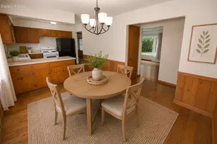 11800 Timberline Ln, Hales Corners, WI 53130 - Photo 12