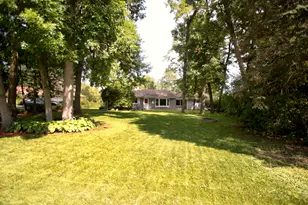 11800 Timberline Ln, Hales Corners, WI 53130 - Photo 40
