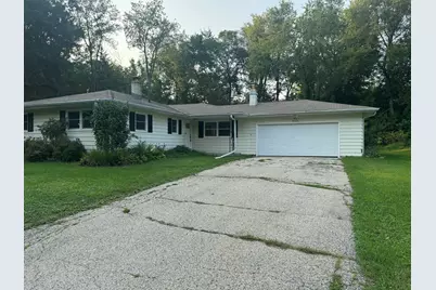 N70W39060  Foster Dr, Lac La Belle, WI 53066 - Photo 1