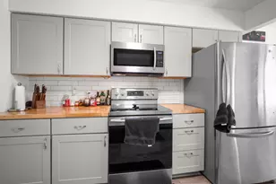 N70W39060 Foster Dr, Lac La Belle, WI 53066 - Photo 6