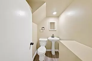 839 Lincoln Dr, West Bend, WI 53095 - Photo 28