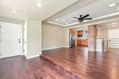 839  Lincoln Dr, West Bend, WI 53095 - Photo 8