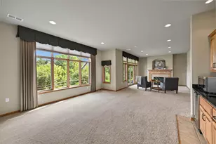 1107 Woodland Hills Dr, Waukesha, WI 53188 - Photo 26