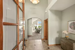 1107 Woodland Hills Dr, Waukesha, WI 53188 - Photo 4