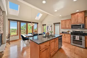 1107 Woodland Hills Dr, Waukesha, WI 53188 - Photo 16