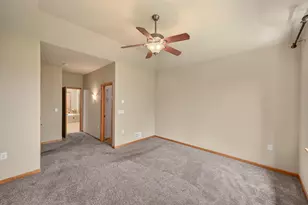 1107 Woodland Hills Dr, Waukesha, WI 53188 - Photo 20