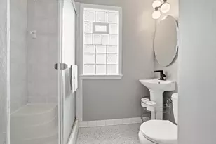 6122 W Idaho St, Milwaukee, WI 53219 - Photo 14
