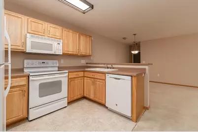 210 E Remer Rd, Elkhorn, WI 53121 - Photo 4