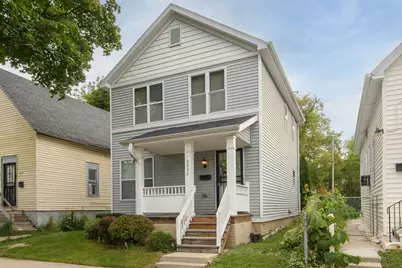 2932 N Dr William Finlayson St, Milwaukee, WI 53212 - Photo 2