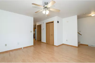 2932 N Dr William Finlayson St, Milwaukee, WI 53212 - Photo 4