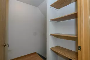 2932 N Dr William Finlayson St, Milwaukee, WI 53212 - Photo 24