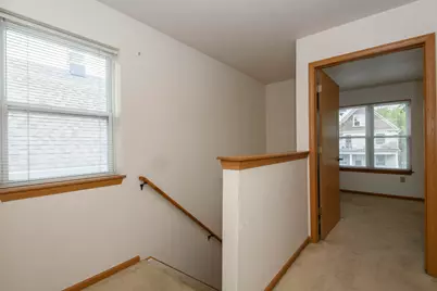 2932 N Dr William Finlayson St, Milwaukee, WI 53212 - Photo 14
