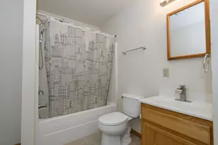 2932 N Dr William Finlayson St, Milwaukee, WI 53212 - Photo 20