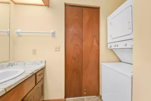 W177N9765 Riversbend Circle, Germantown, WI 53022 - Photo 26
