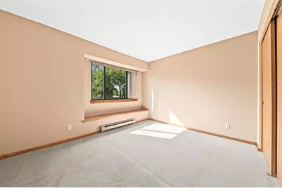 W177N9765  Riversbend Cir, Germantown, WI 53022 - Photo 24