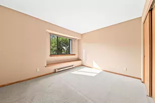 W177N9765 Riversbend Circle, Germantown, WI 53022 - Photo 24