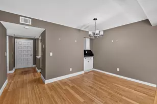 8643 N Servite Dr, Milwaukee, WI 53223 - Photo 12