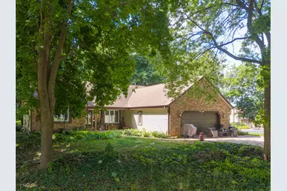 N71W23721  Good Hope Rd, Sussex, WI 53089 - Photo 1