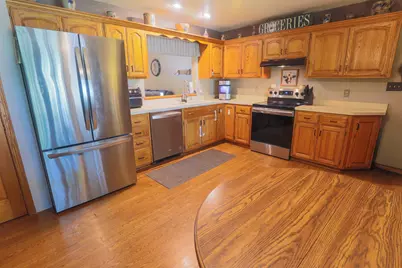 N71W23721  Good Hope Rd, Sussex, WI 53089 - Photo 8