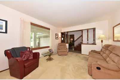 12450 W Ohio Dr, New Berlin, WI 53151 - Photo 4