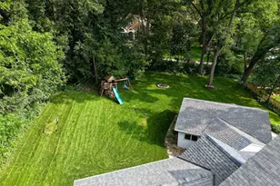 12500 Knoll Rd, Elm Grove, WI 53122 - Photo 32