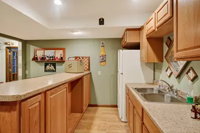 513  Polaris St, West Bend, WI 53095 - Photo 32
