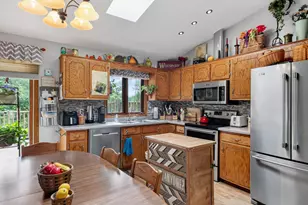 513 Polaris St, West Bend, WI 53095 - Photo 8